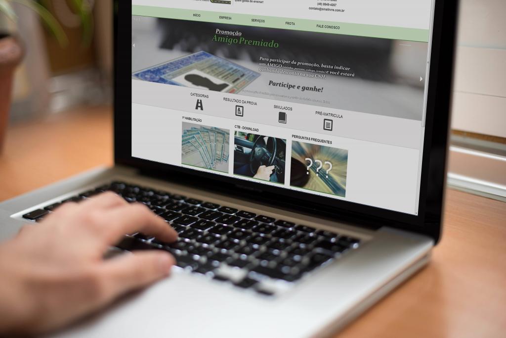 CFC Sinal Livre lança novo website